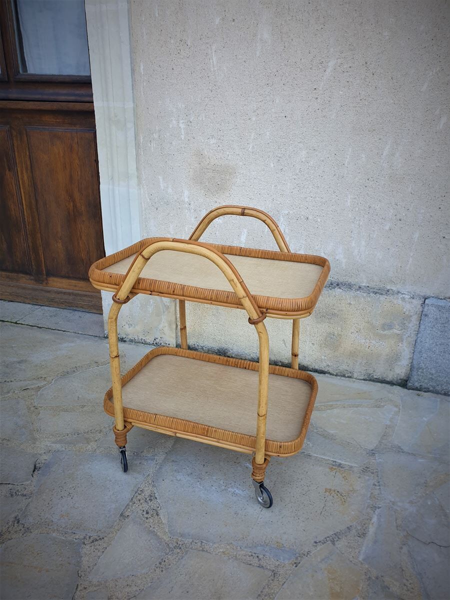 Desserte en rotin vintage