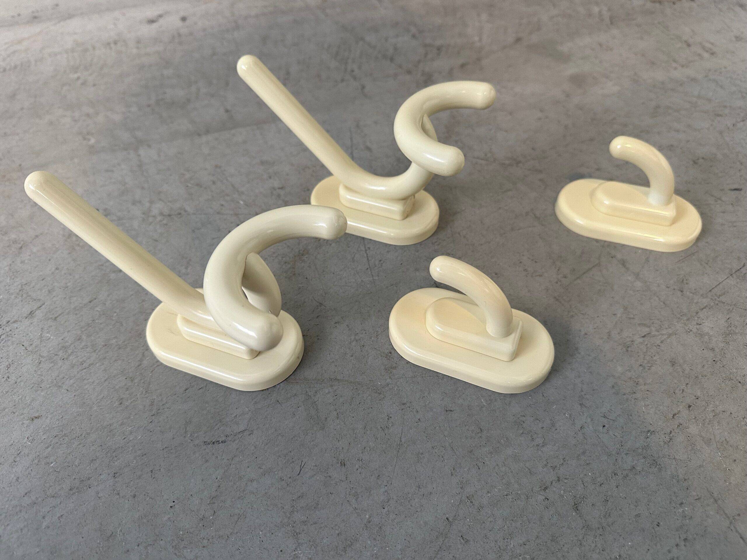 4x vintage ALTO Italy coat racks