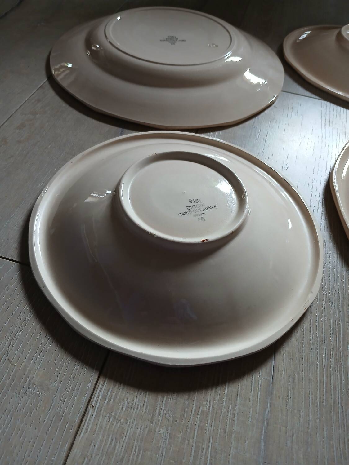 4 old dishes from Digoin and Sarreguemines