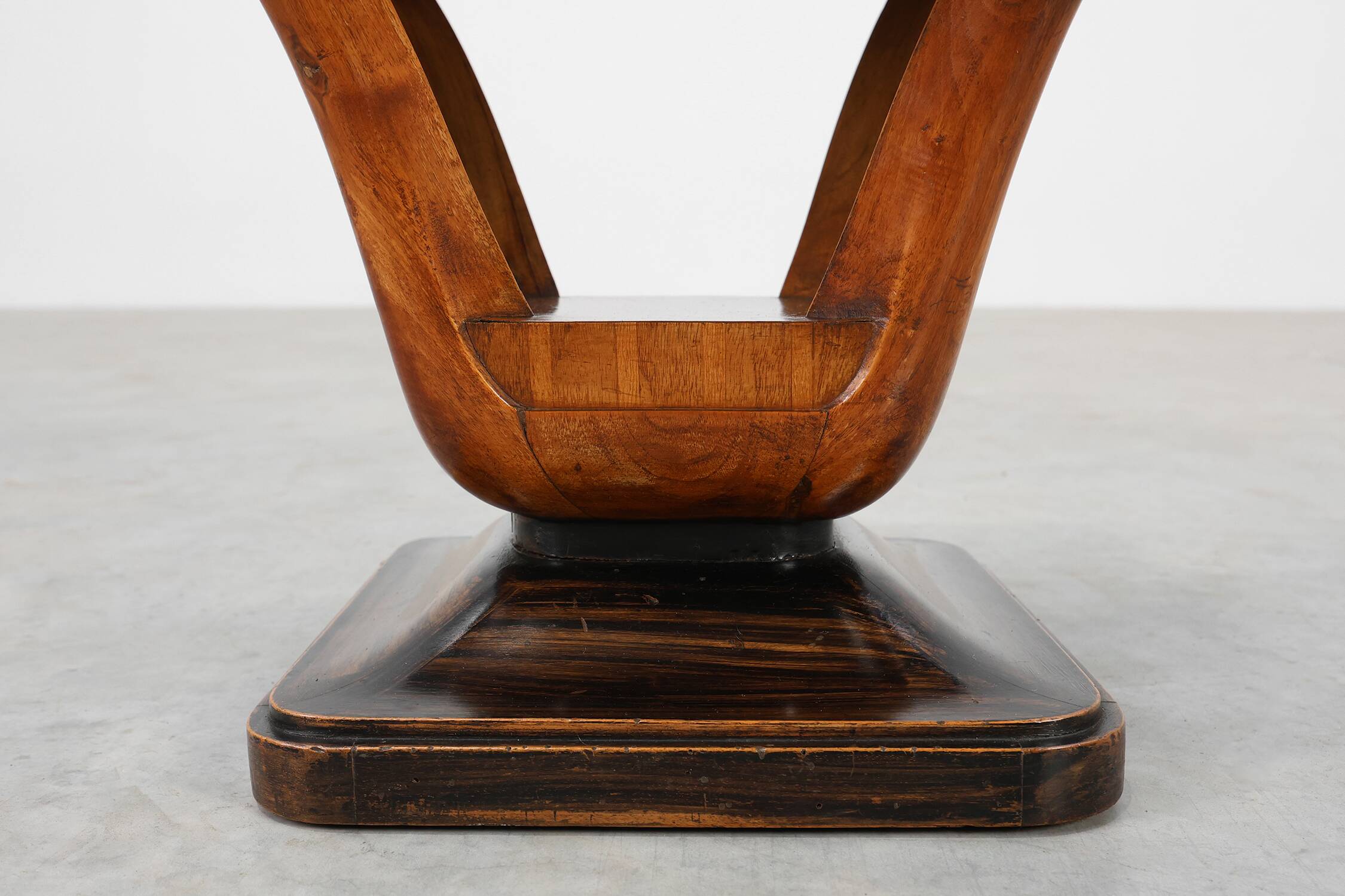 Paire de tabourets en noyer Art Déco avec tissu d'origine, Italie, 1920