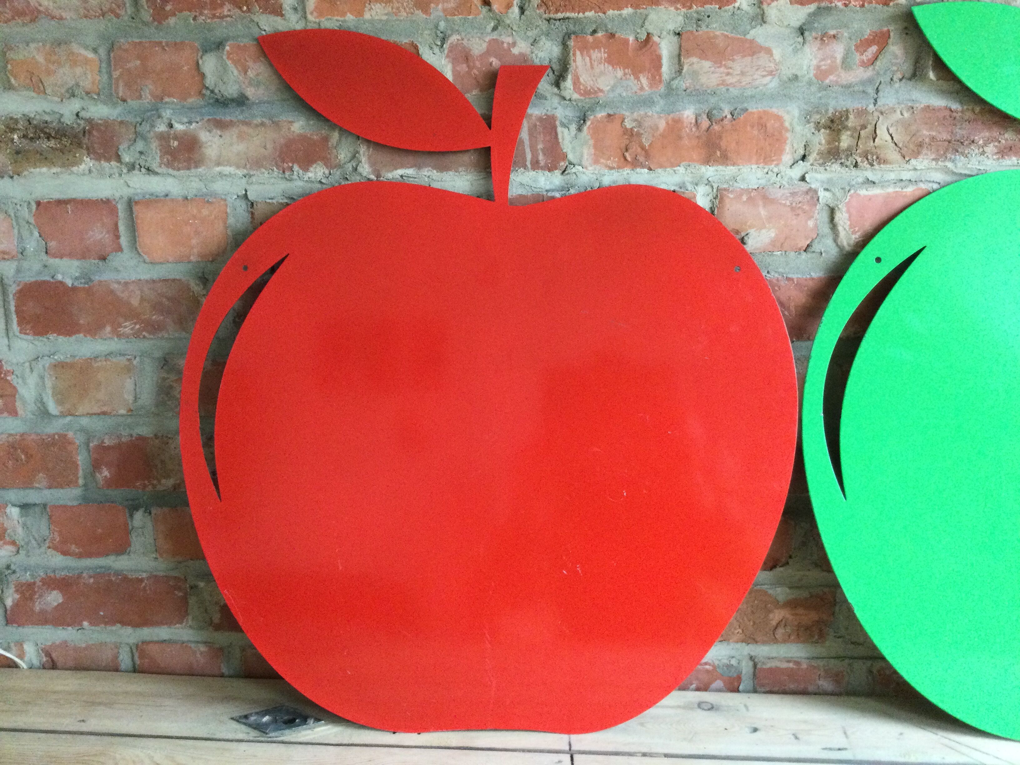 2 green and red apple magnetic panels