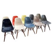 Set of 10 fibreglass & walnut DSW chairs, Charles & Ray Eames, Herman Miller, 60s-70s