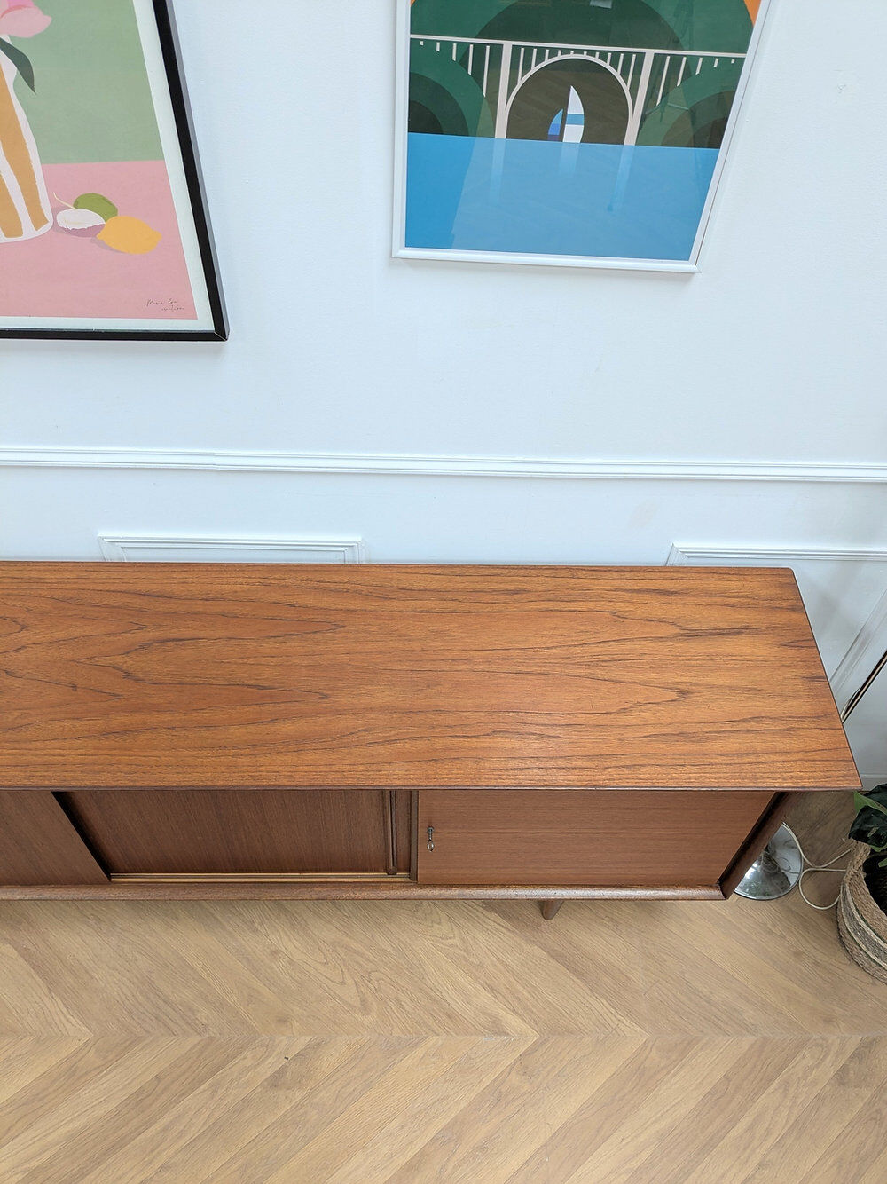 Scandinavian enfilade