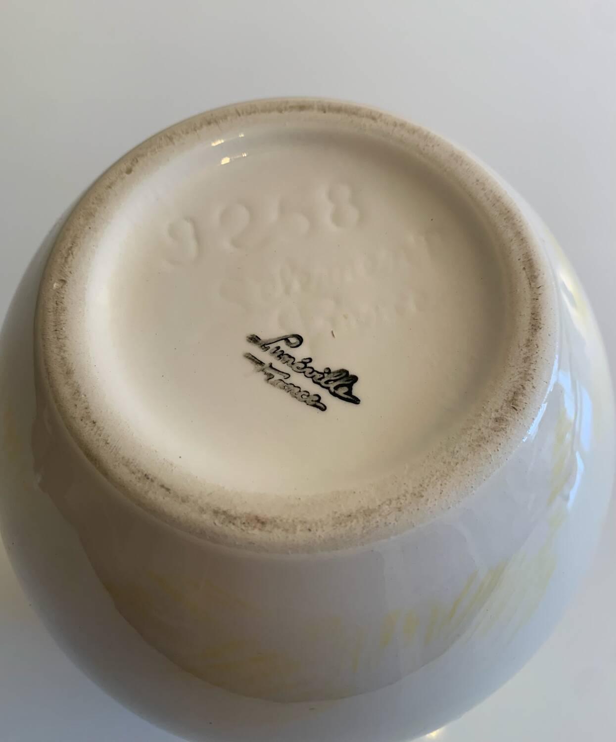 Egg-shaped vase in Lunéville earthenware from the "Blue Anemone" collection