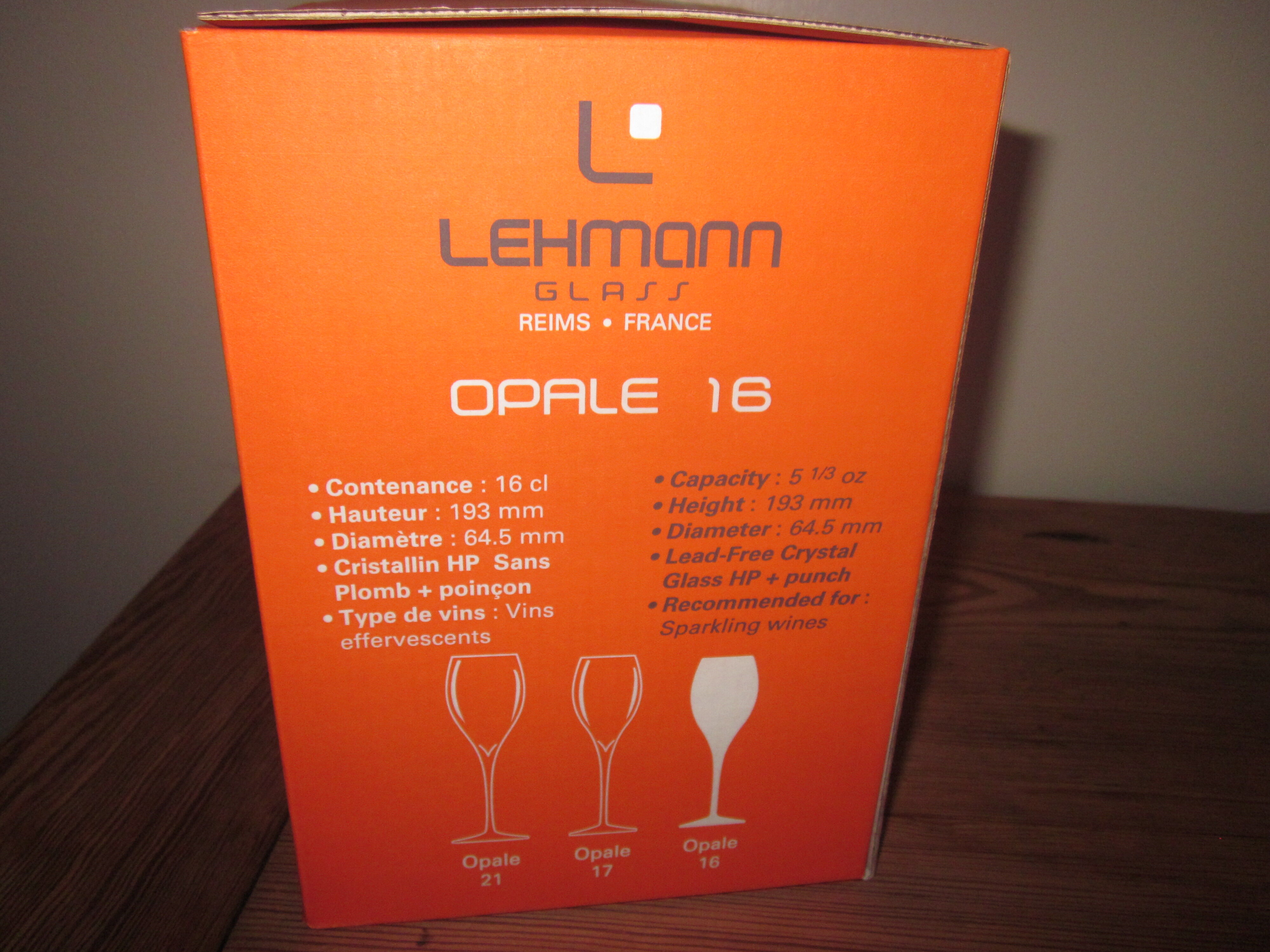 6 champagne flutes Taittinger