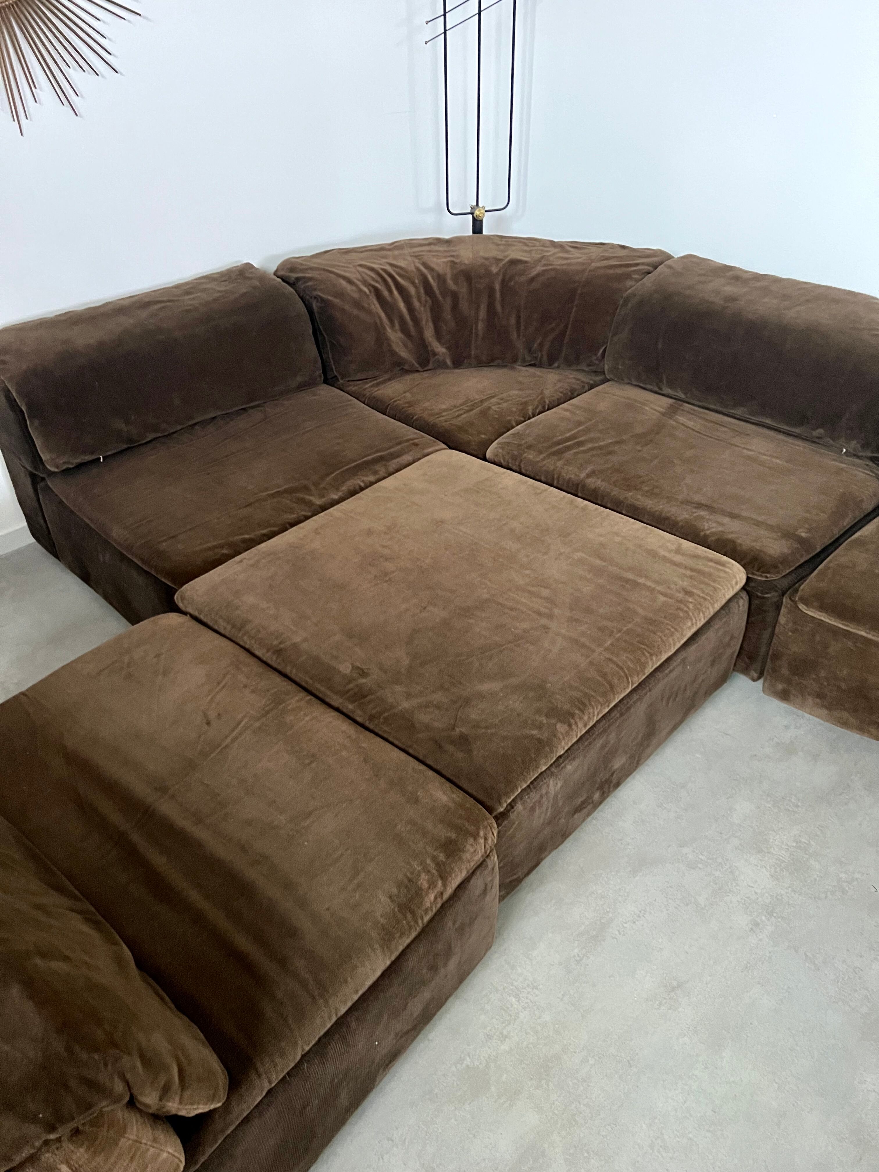 Old vintage modular sofa 6 elements of the 70s velvet / design