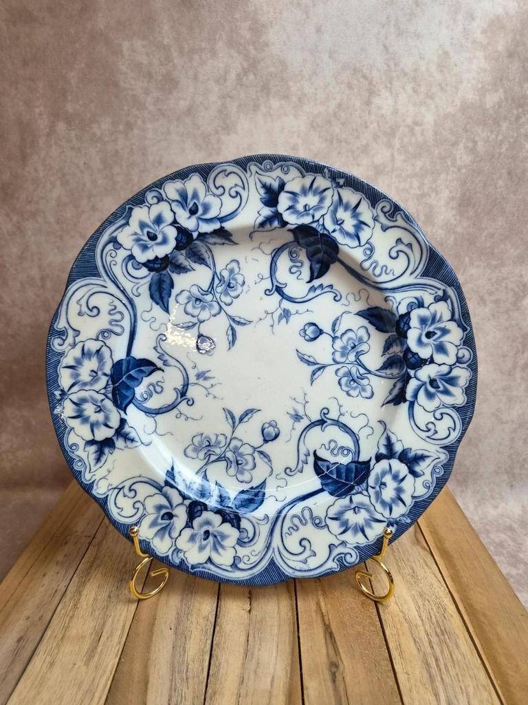 Large ironstone dish Creil & Montereau – Flora model – 30.5 cm