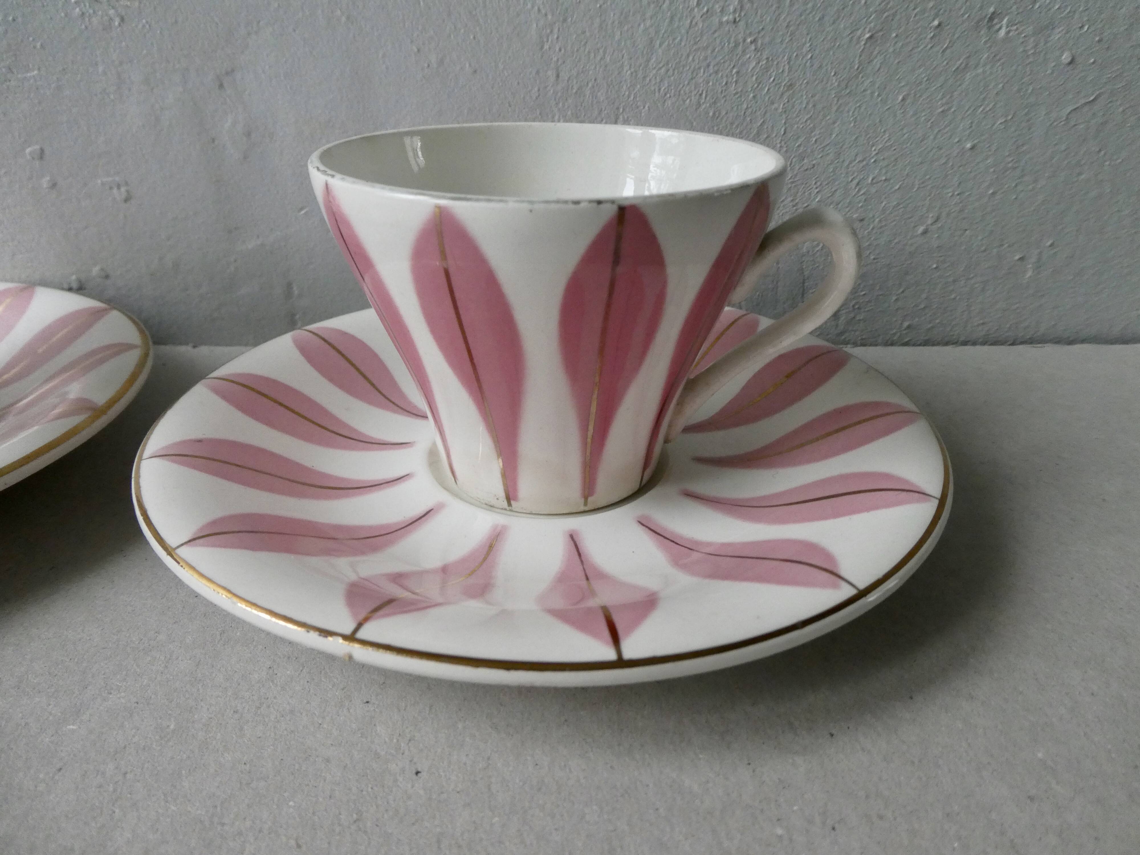 2 coffee set, Digoin, pink leaf décor, 60s