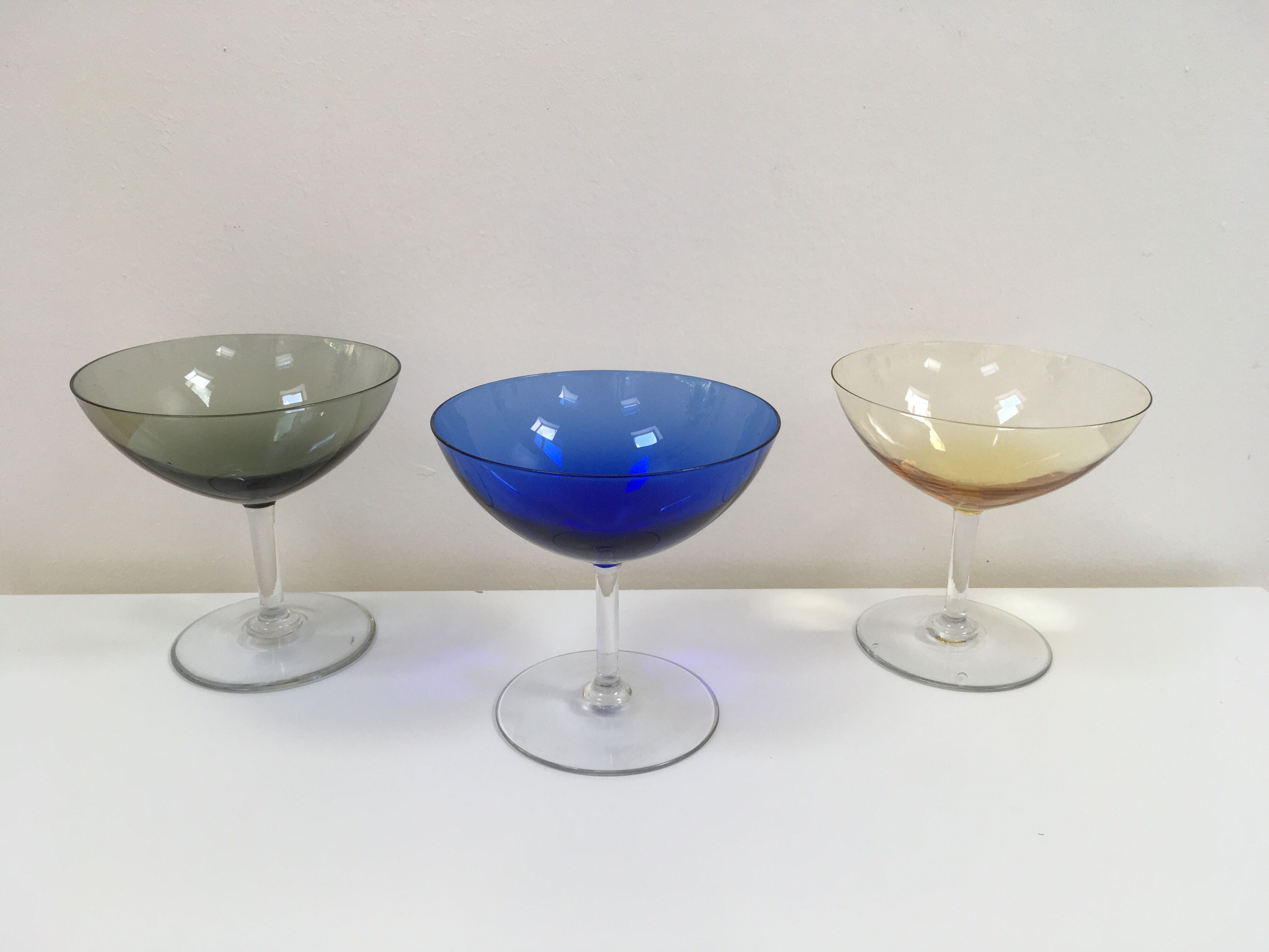 Suite of 5 Italian champagne glasses 1960