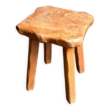 Tabouret brutaliste en bois