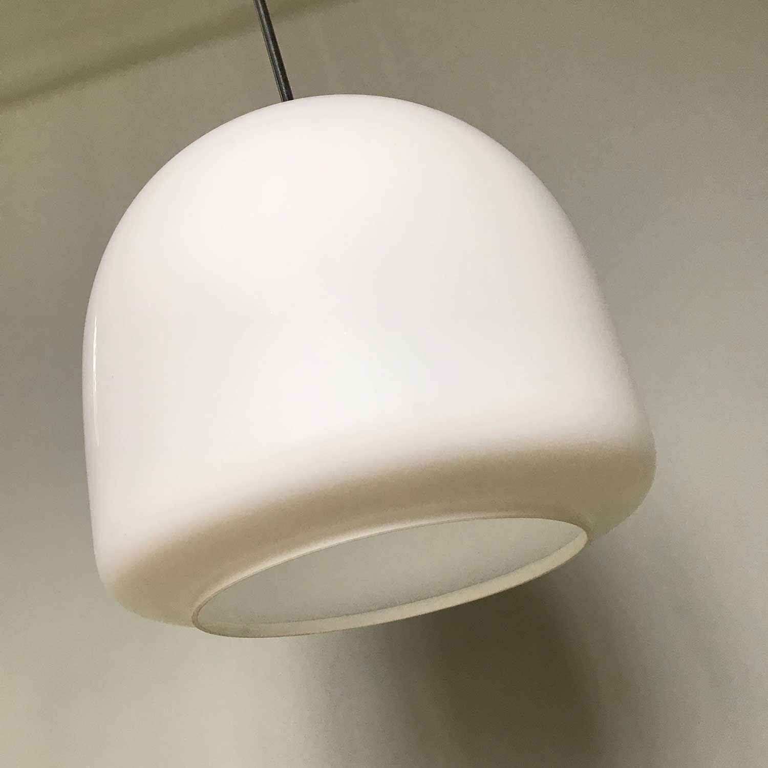 Hanging opaline bell