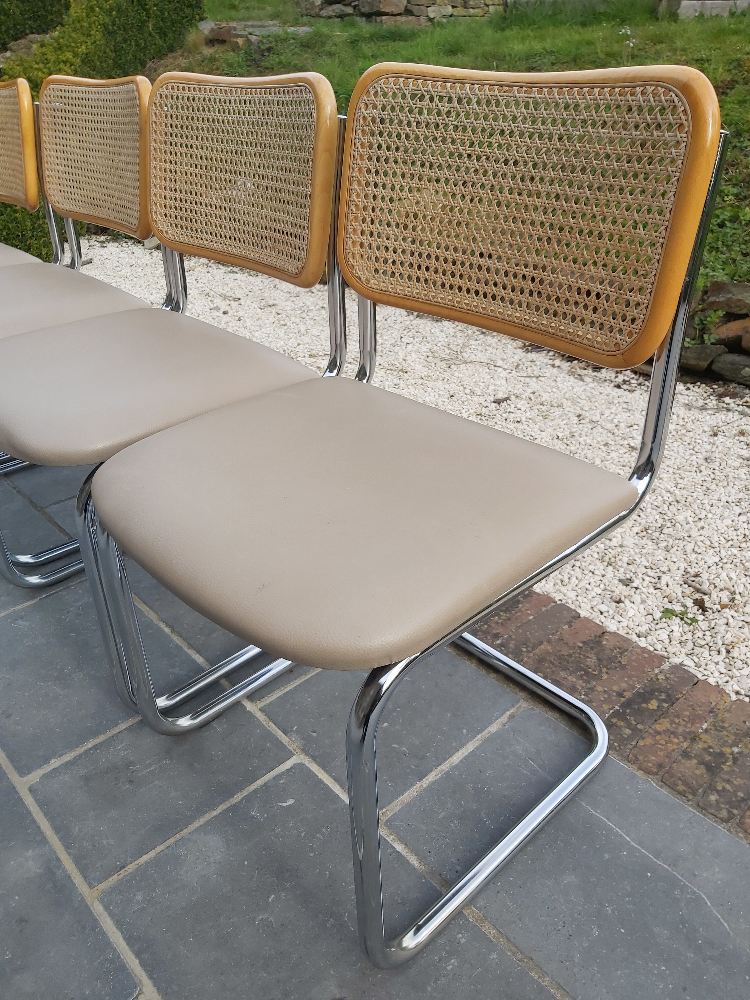 Set de 4 chaises vintage design Marcel Breuer