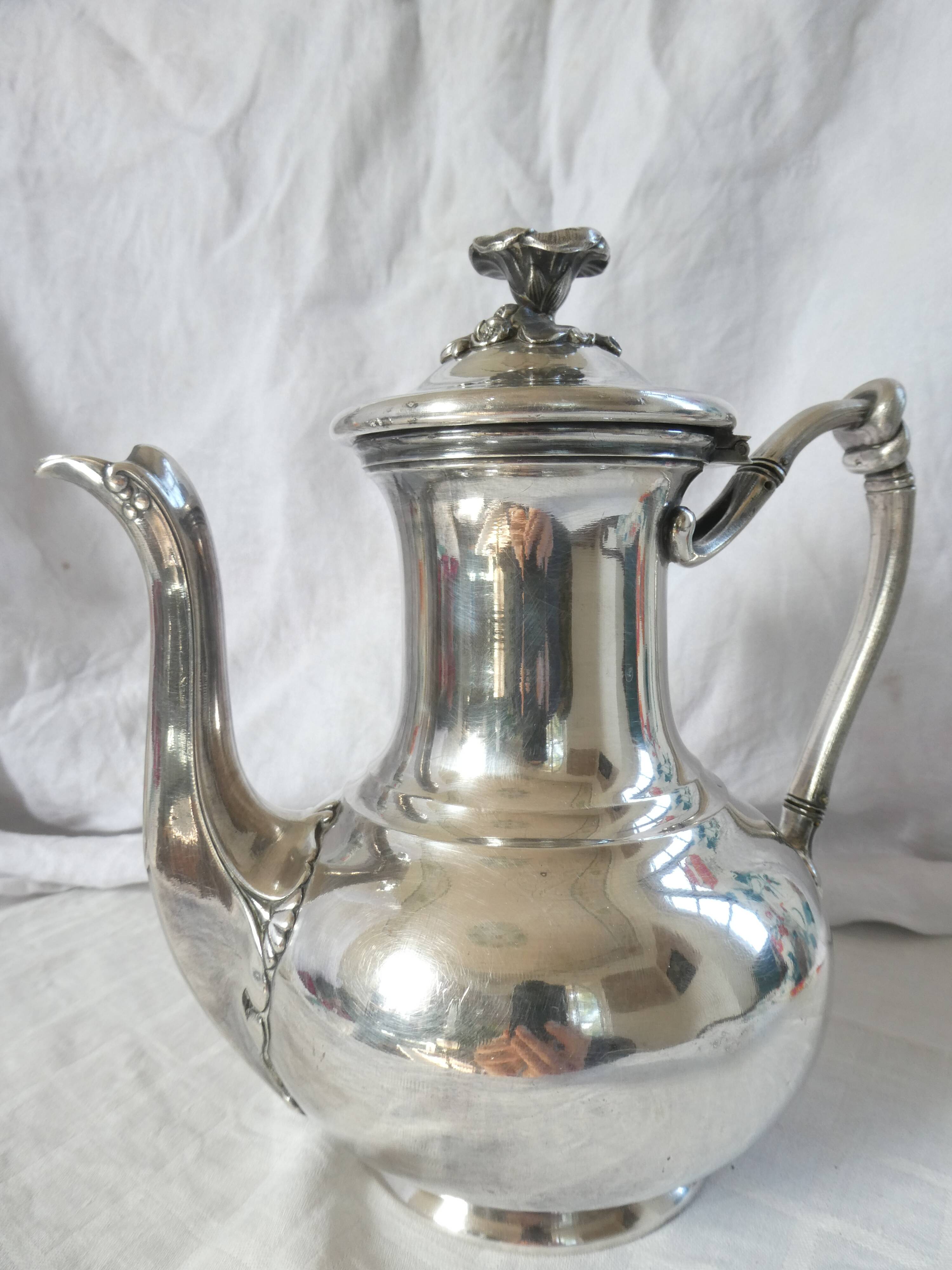 Christofle teapot, coffee pot silver-plated metal 19th art nouveau