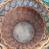 Tripod wicker plant carrier