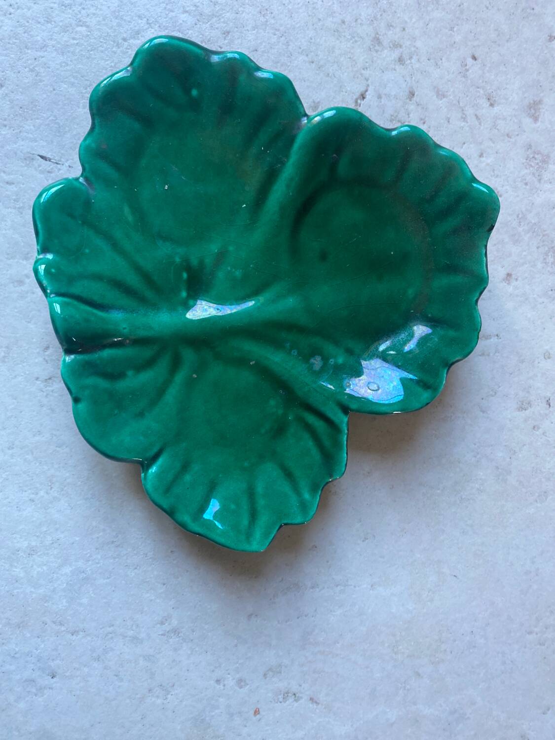 Vallauris slip sheet pocket emptier