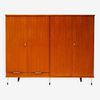 Armoire vintage à 4 portes de style italien moderne du milieu du siècle en teck, 1960