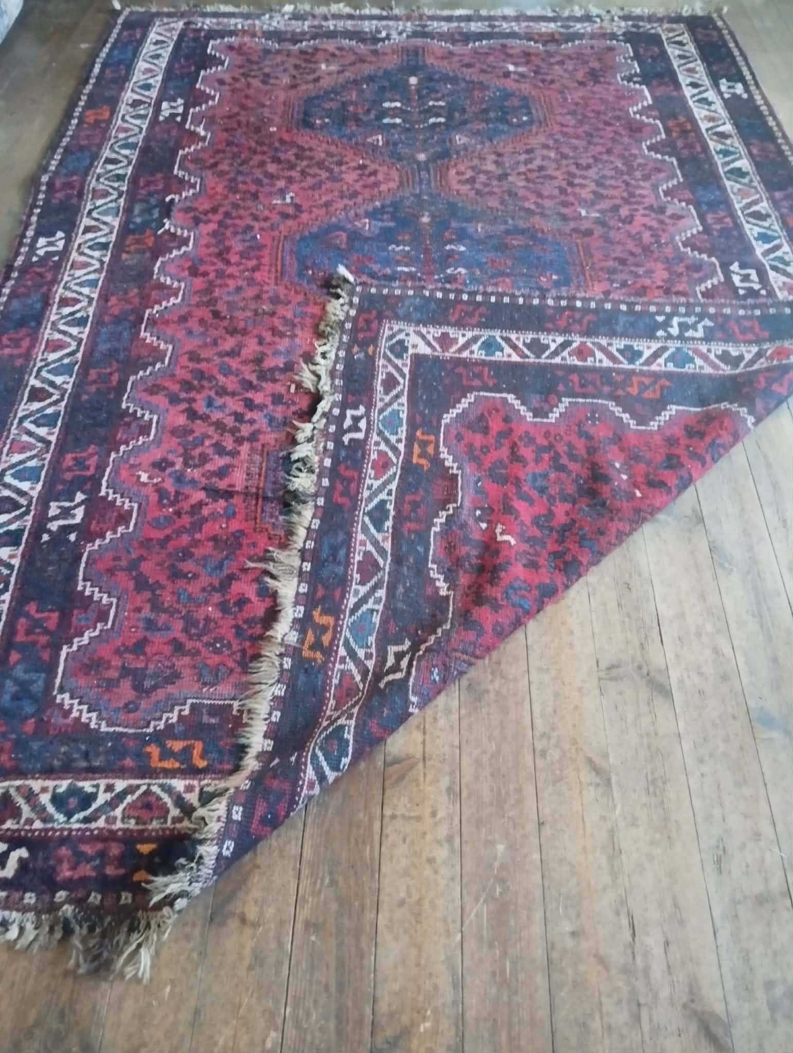 Handmade Qashqai Persian rug 288x207cm