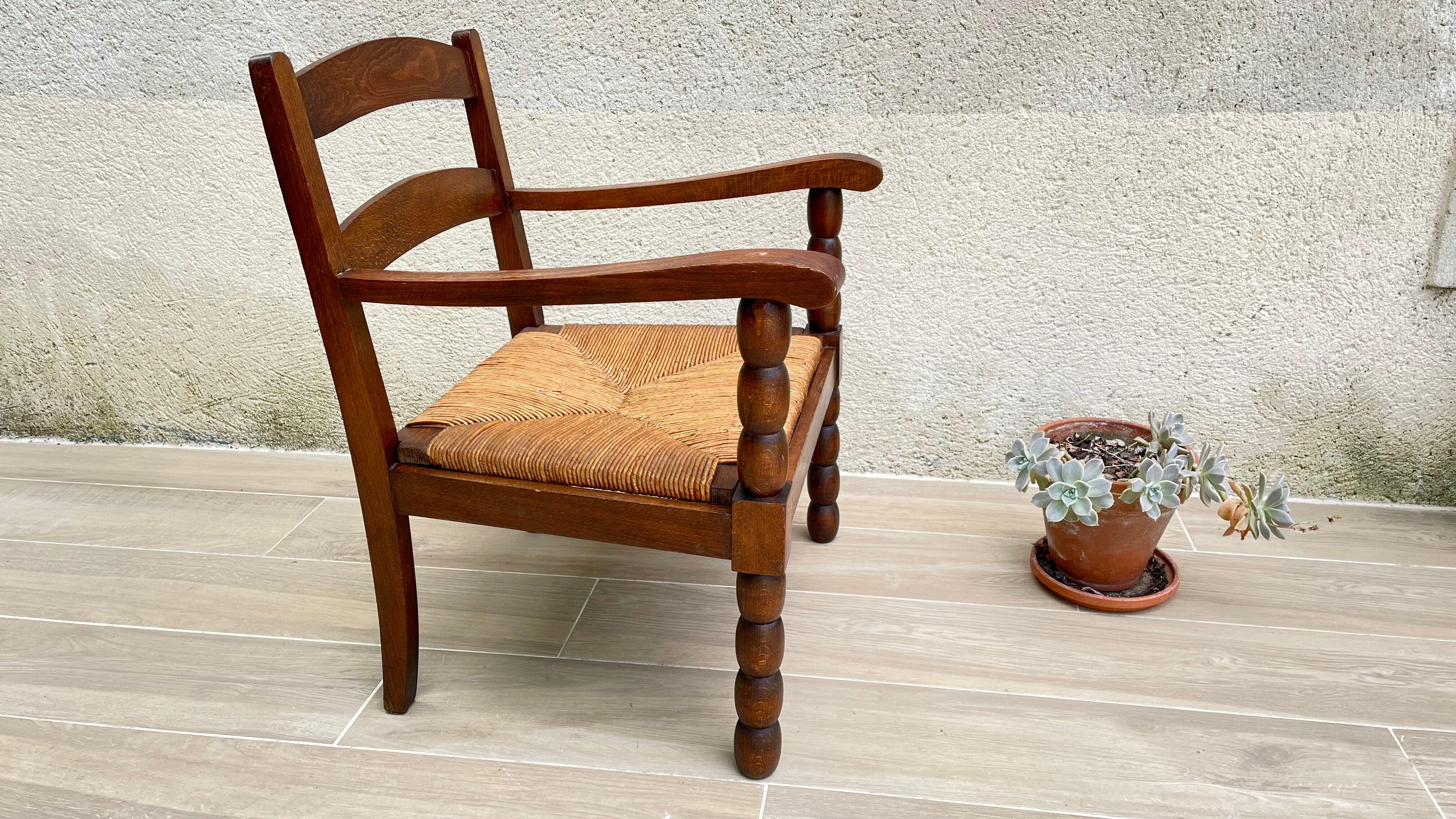 Wood armchair turned mulched way