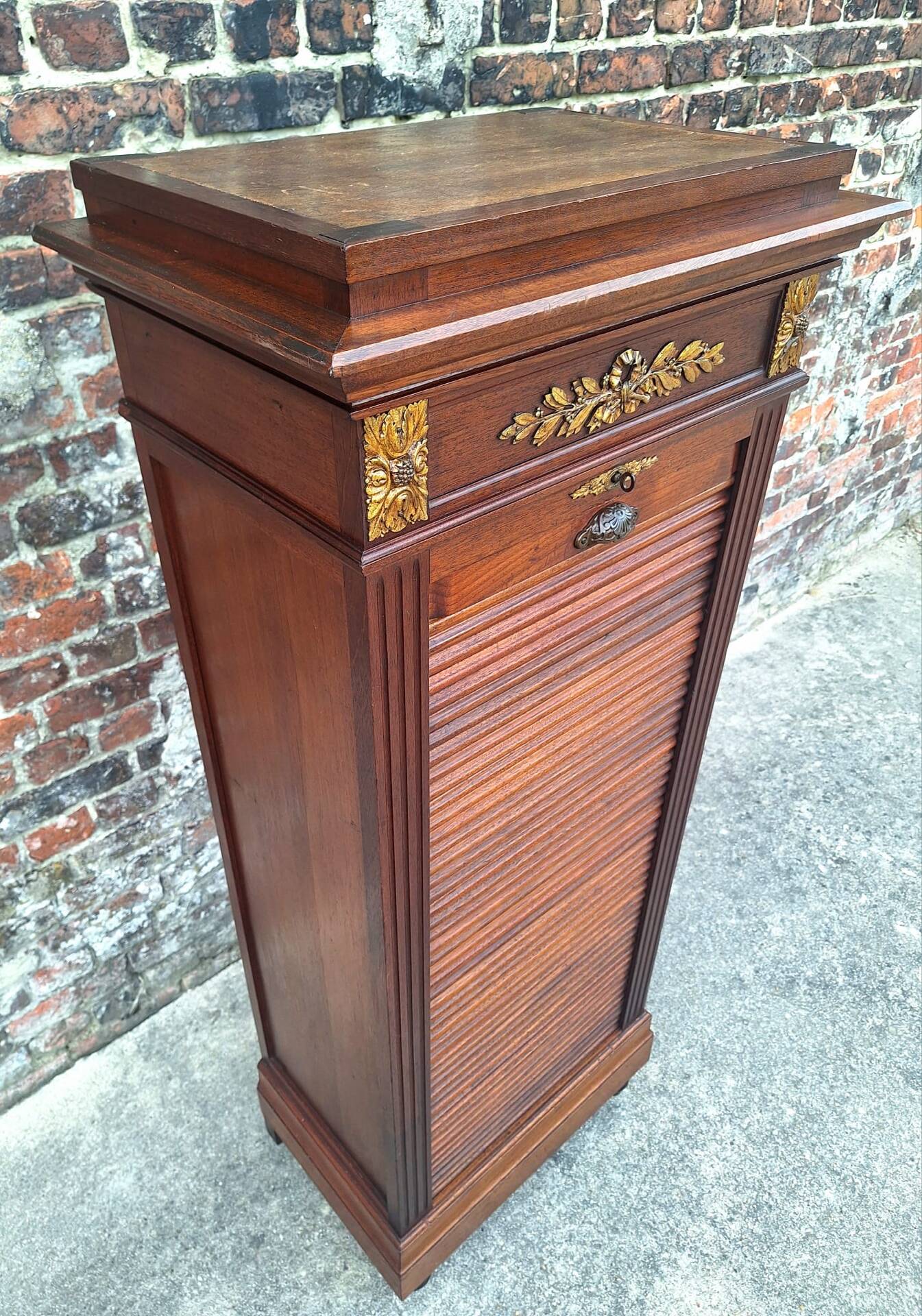 Meuble de notaire Napoléon III, classeur à rideaux, secrétaire