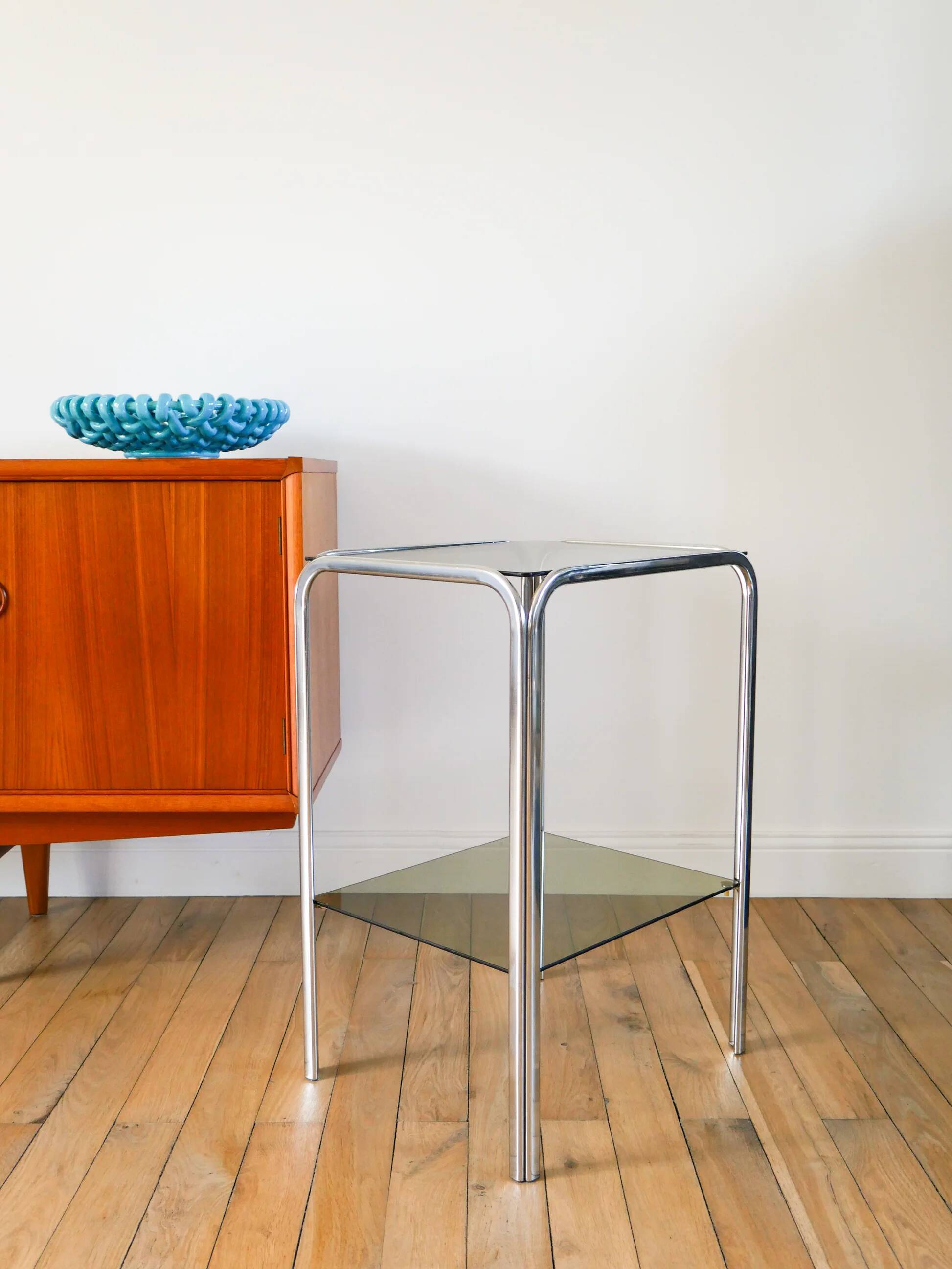 Chrome and smoked glass tubular console / side table, double tiers, 1970.