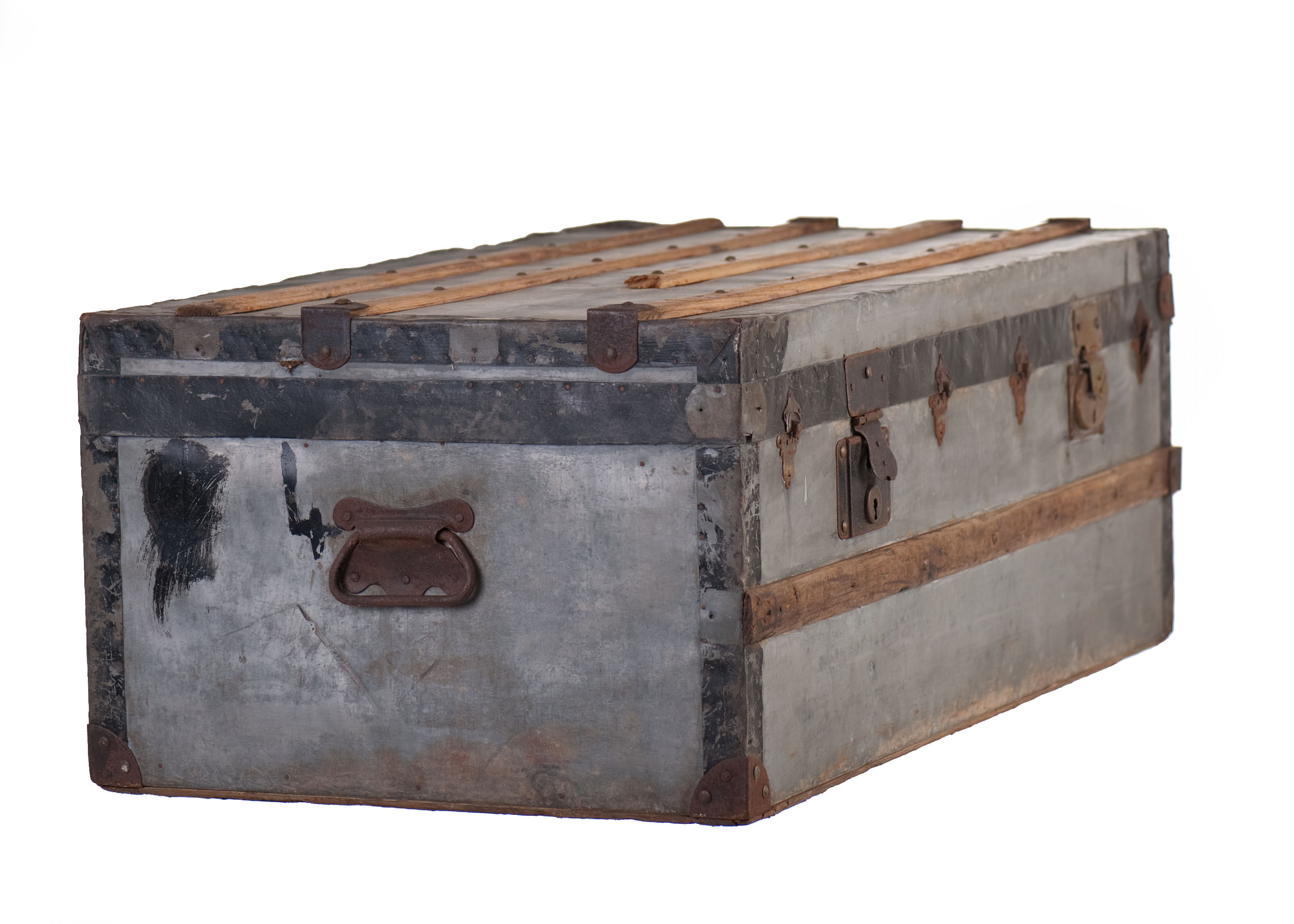 Old military trunk 14-18
