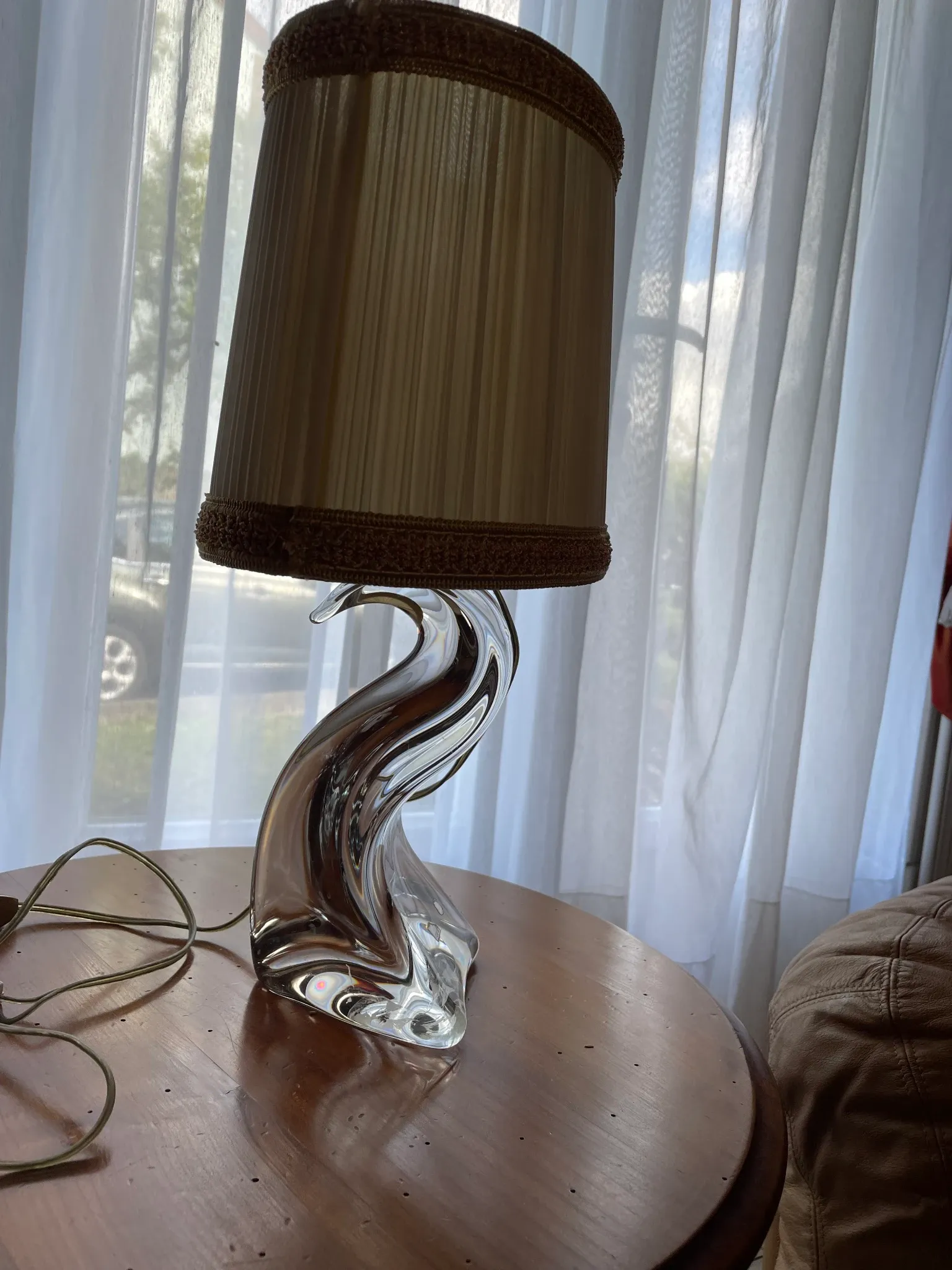 Crystal floor lamp