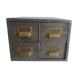 Metal storage cabinet
