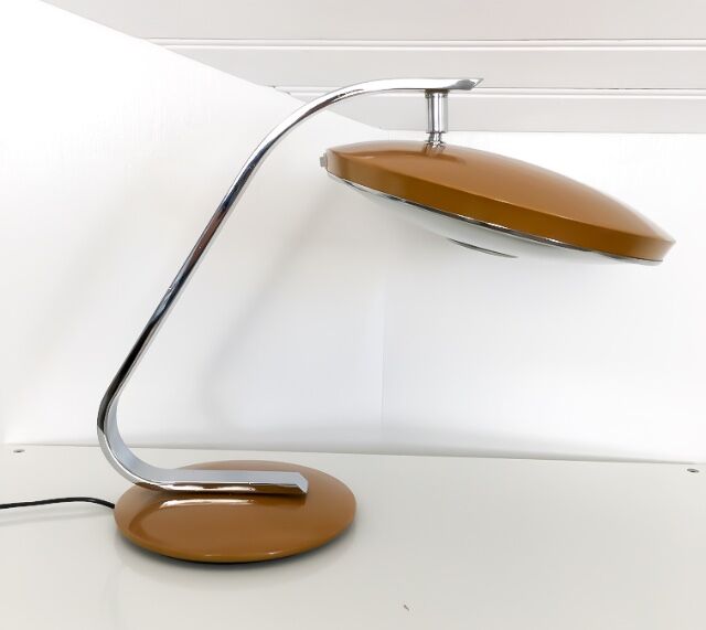 Vintage lamp Fase 520 60