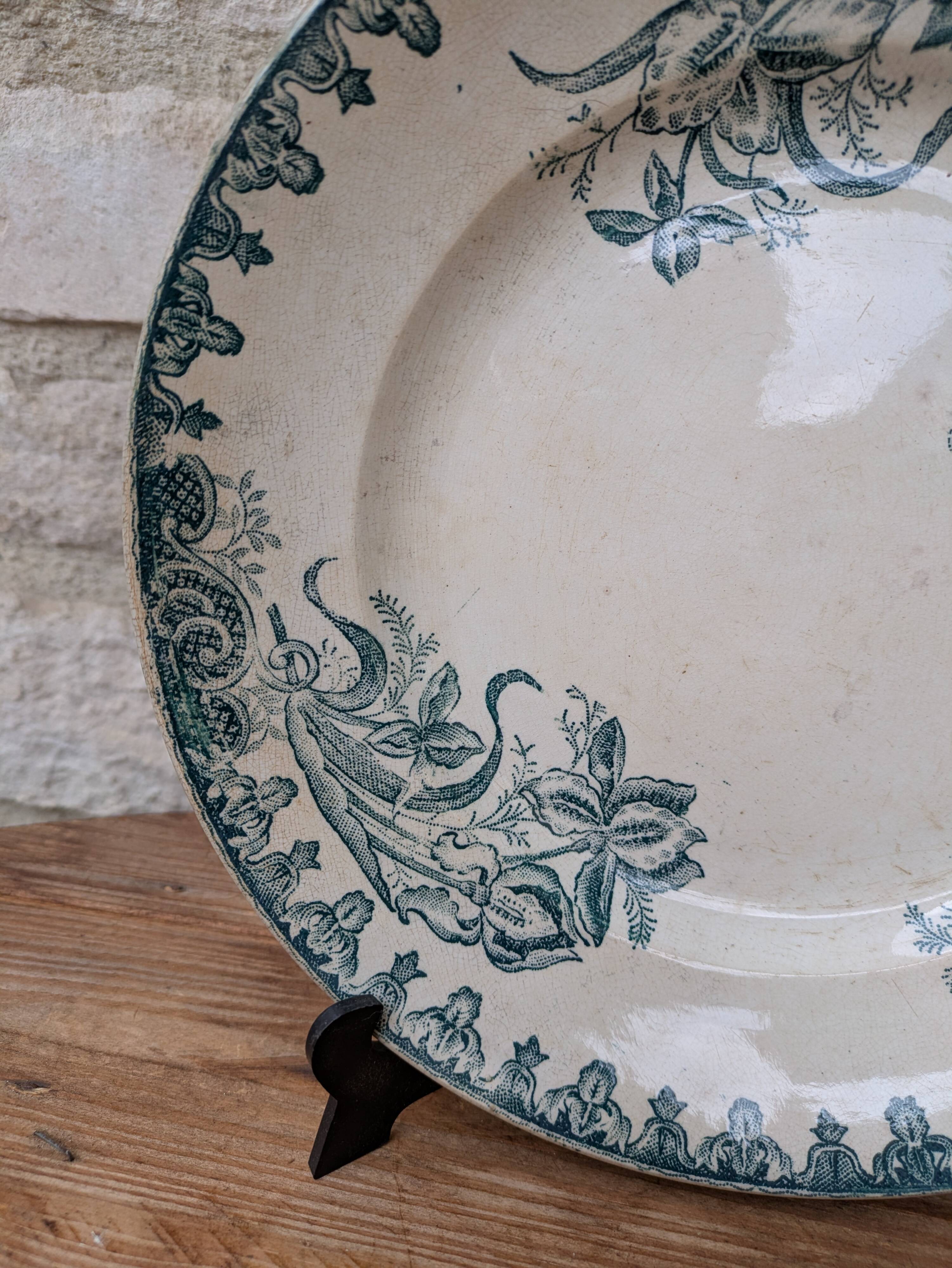 Old ceramic plate Terre de Fer Ste Amandinoise model Iris