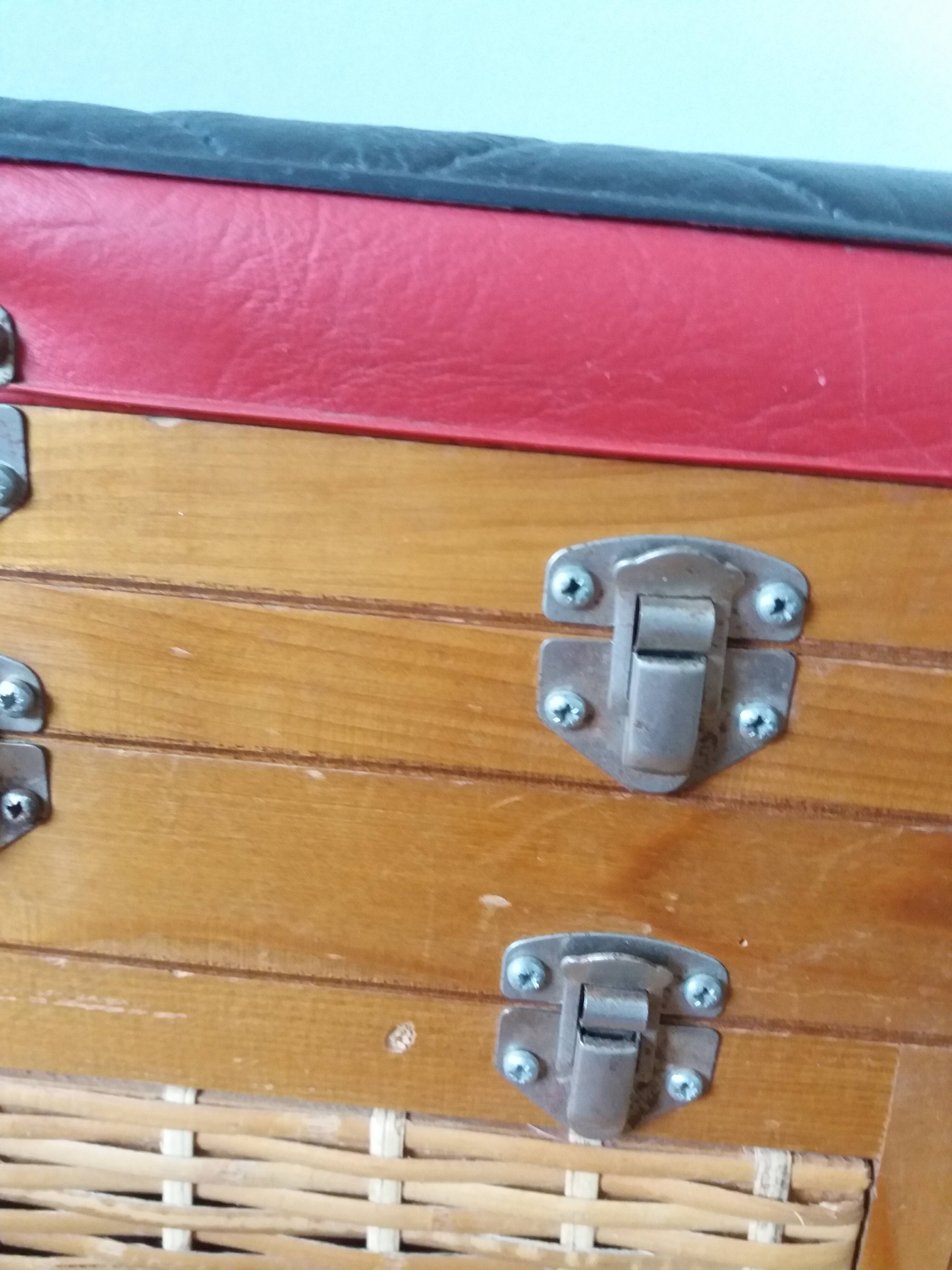 Fishing storage box fishing stool