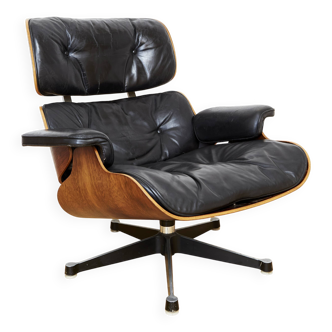 Charles & Ray Eames Lounge Chair & Ottomame for Herman Miller