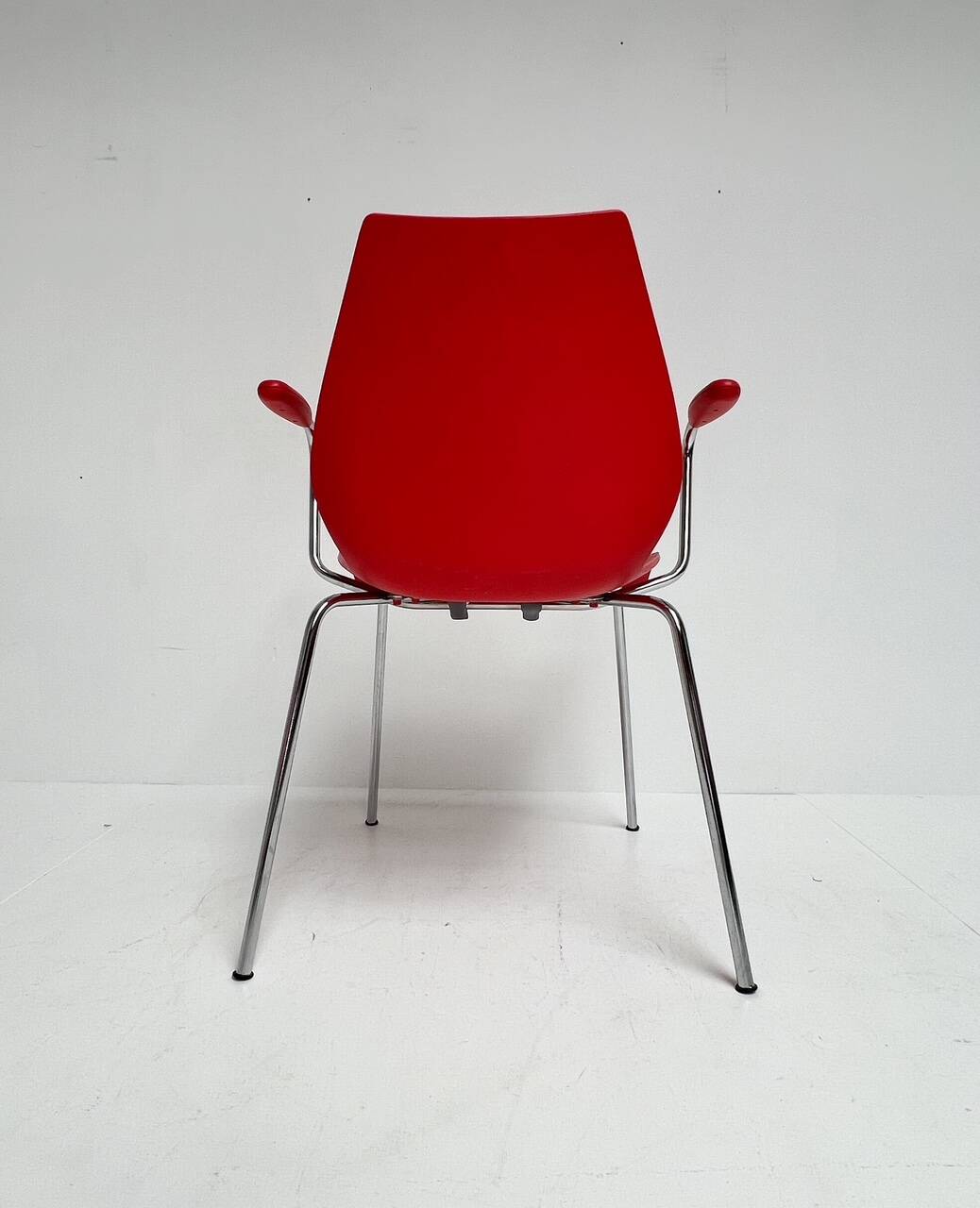 Set of 4 Maui Kartell chairs by Vico Magistretti, 1980s