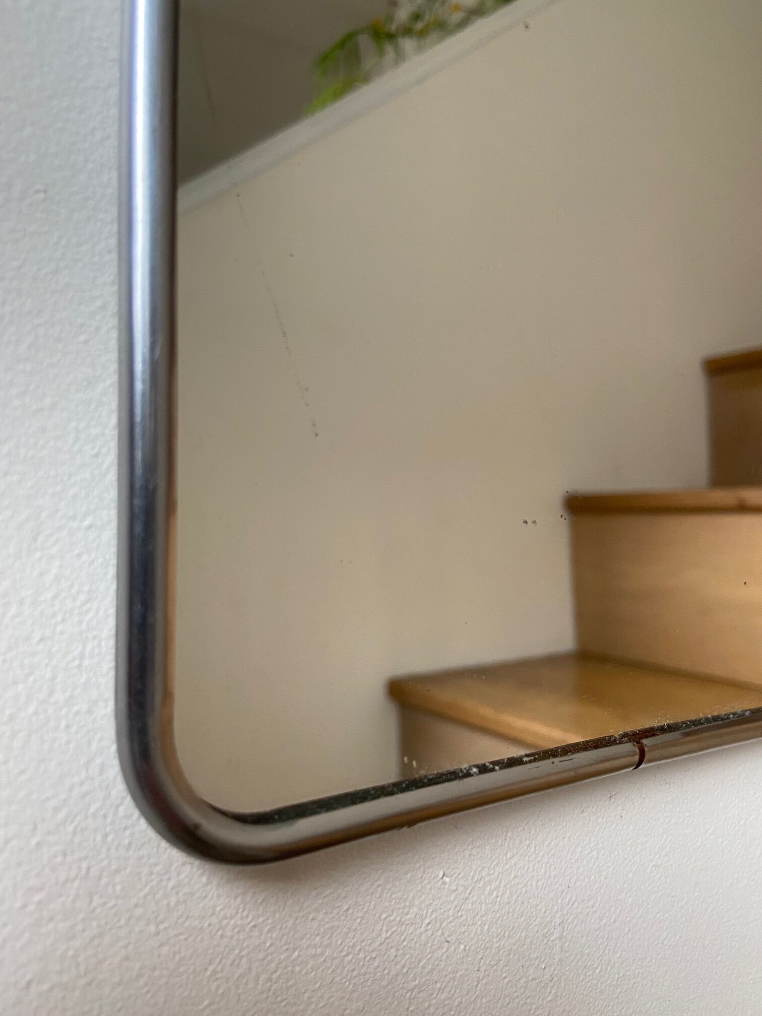 Barber's mirror