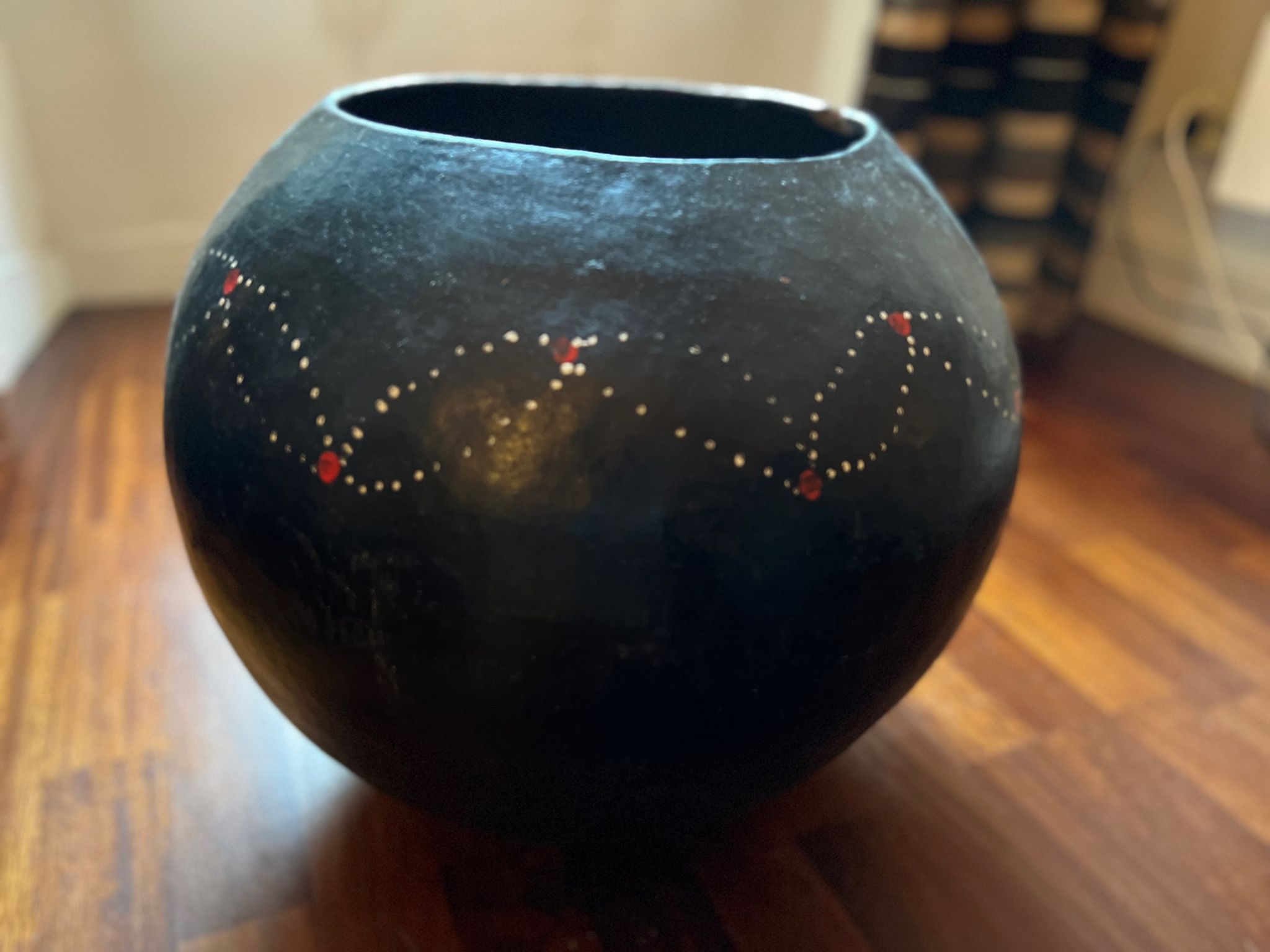 Zulu earthenware pottery - South Africa