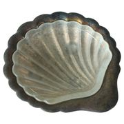 Art Deco Shell Pocket Bowl in Patinated Silver and Satin Glass from the 1930s