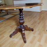 Walnut plated violin table