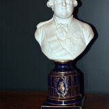 Busts of Louis XVI & Marie-Antoinette in biscuit, early 20th century H 37cm