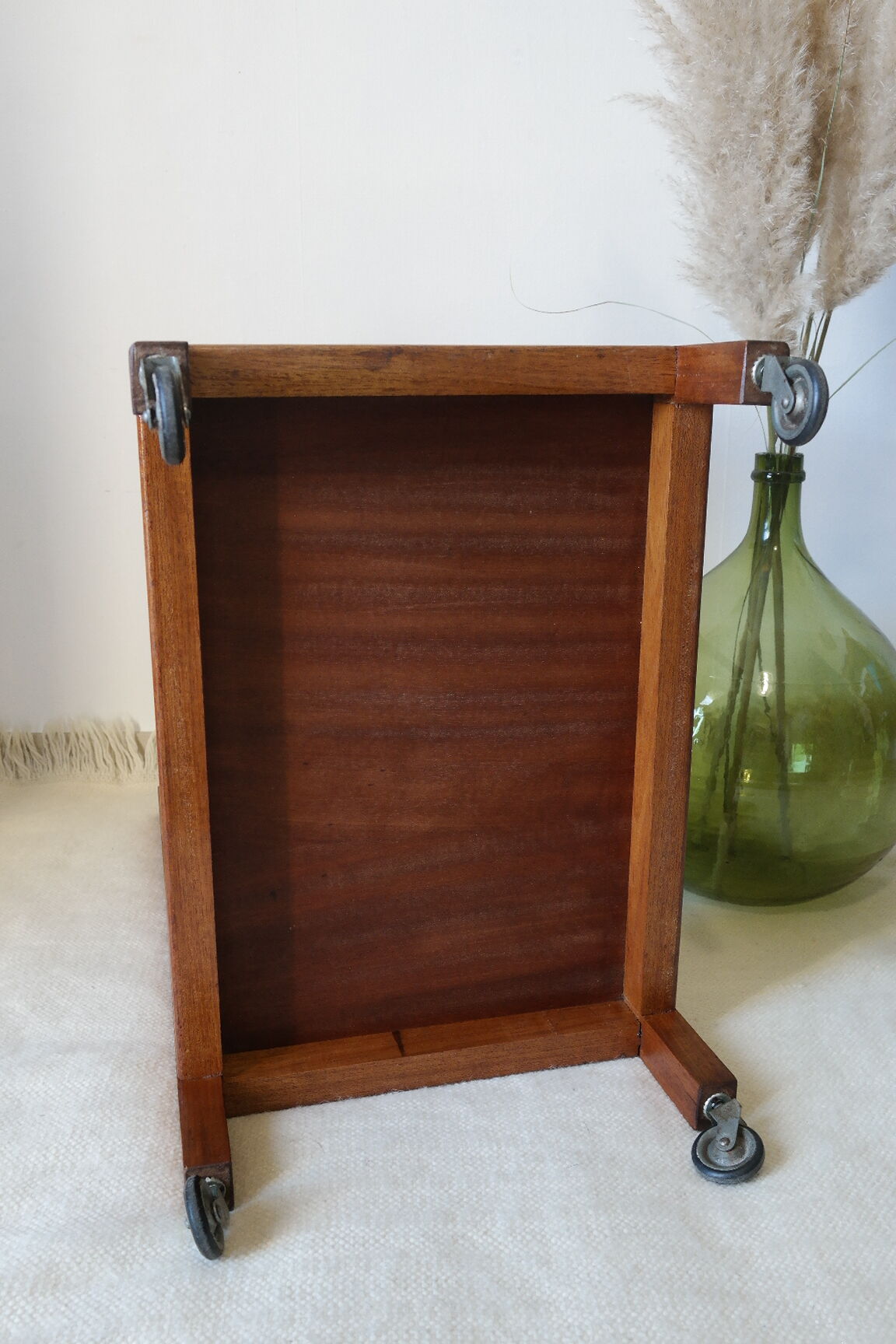 Rolling dessert mahogany