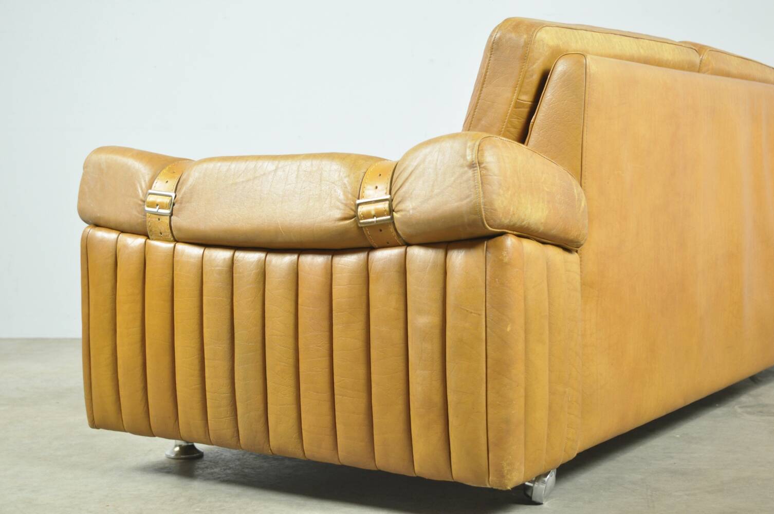 Danish vintage leather 2-seater sofa by svend skipper, 1970s