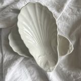 2 long shell dishes in old porcelain