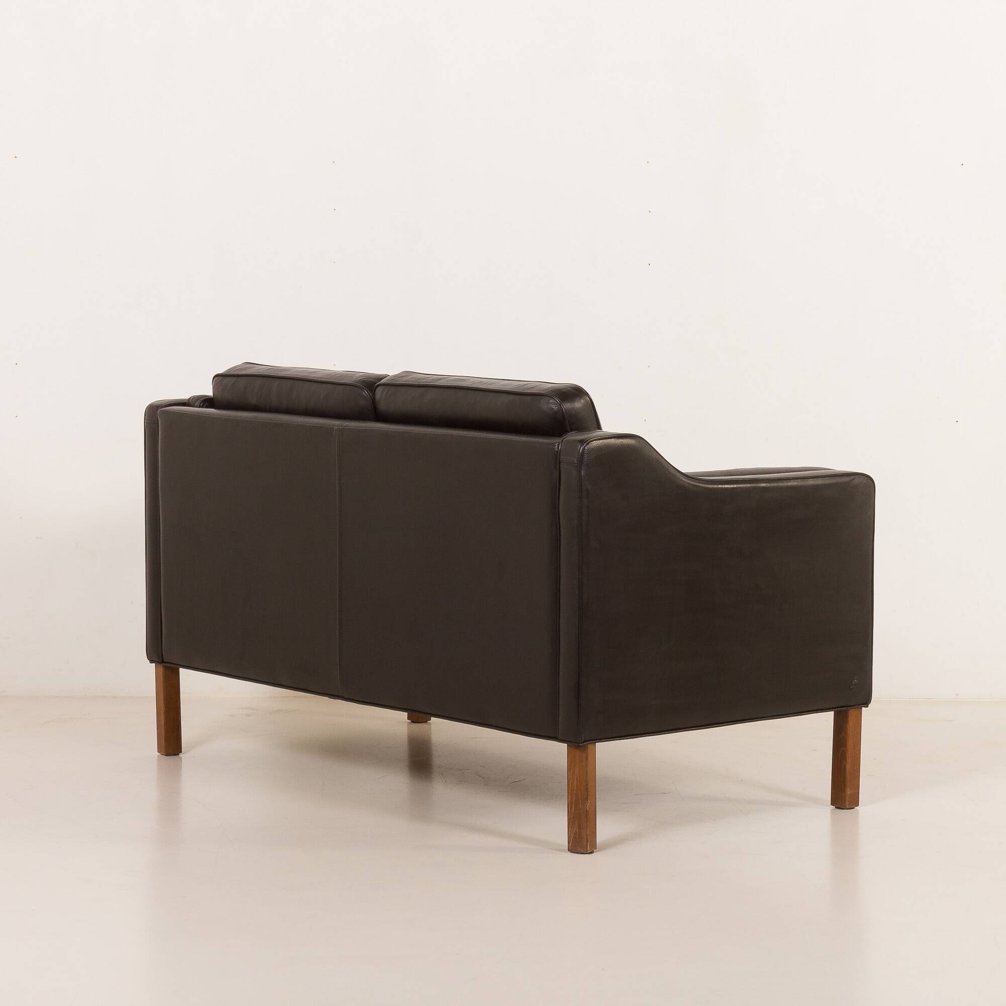Danish black aniline leather sofa by Hurup, 1980s