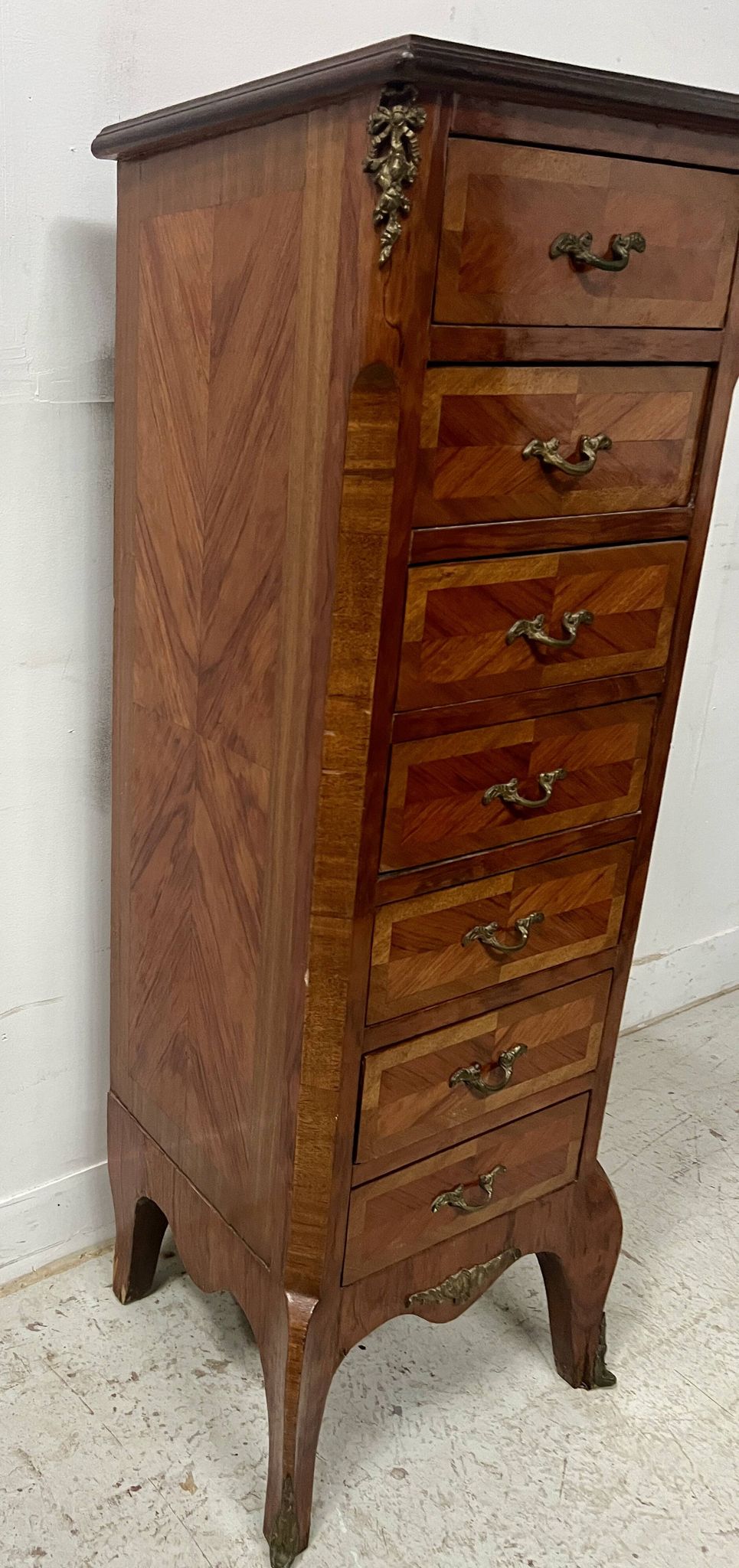 Louis XV style seven-day chest in rosewood veneer, 20th century