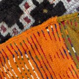 Tapis ancien tribal marocain fait main 124x142 cm