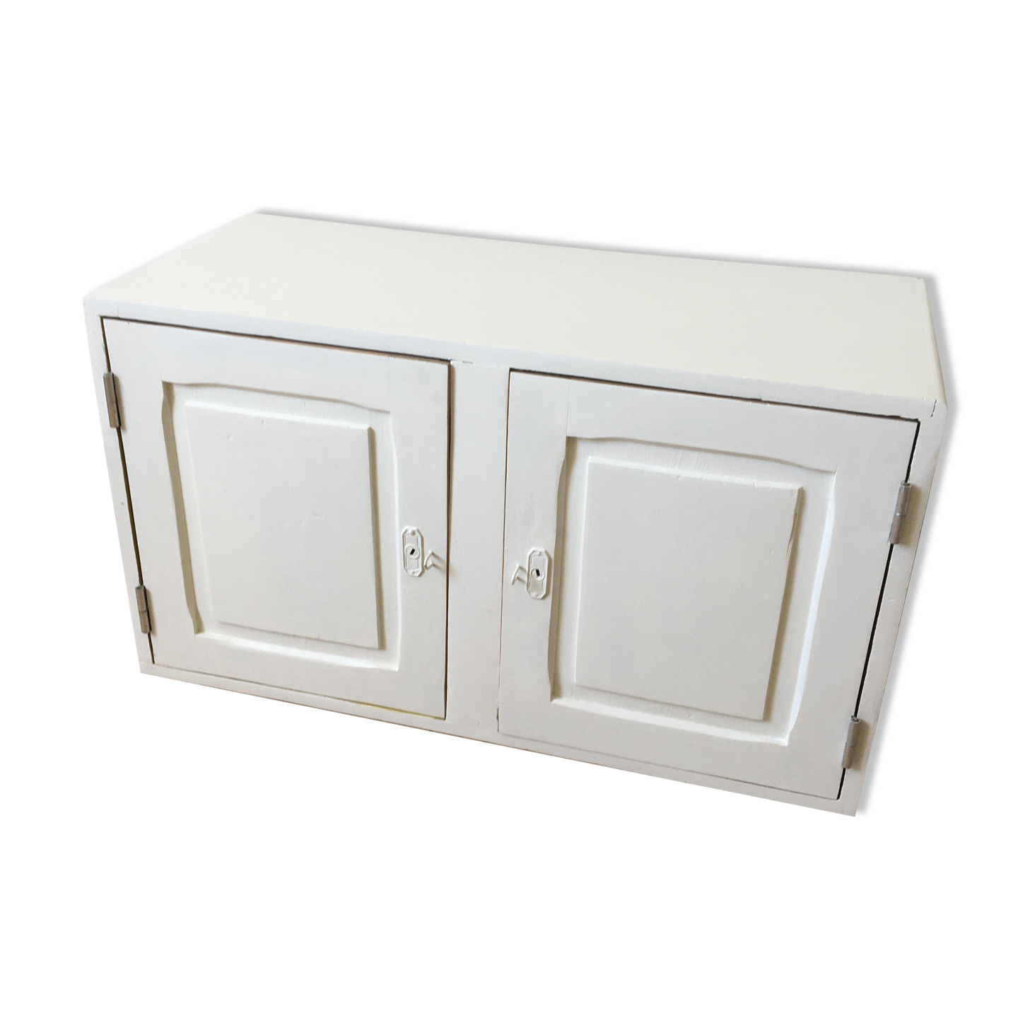 Storage cabinet