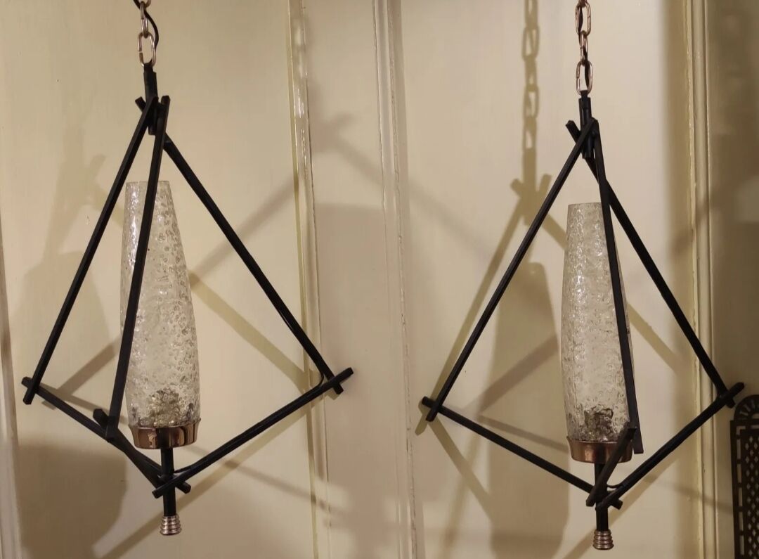 Pair of Lunel pendant chandeliers