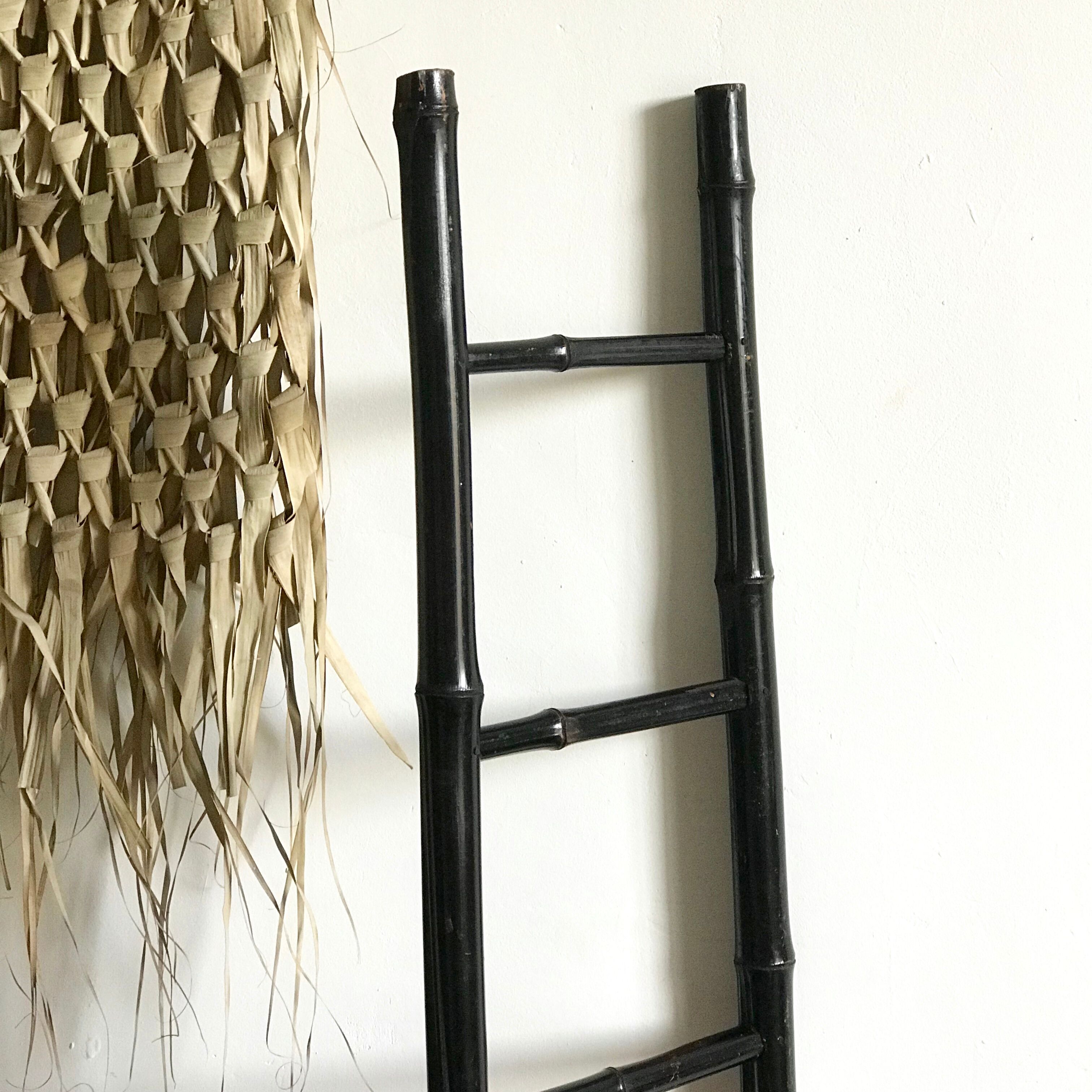 Black bamboo scale