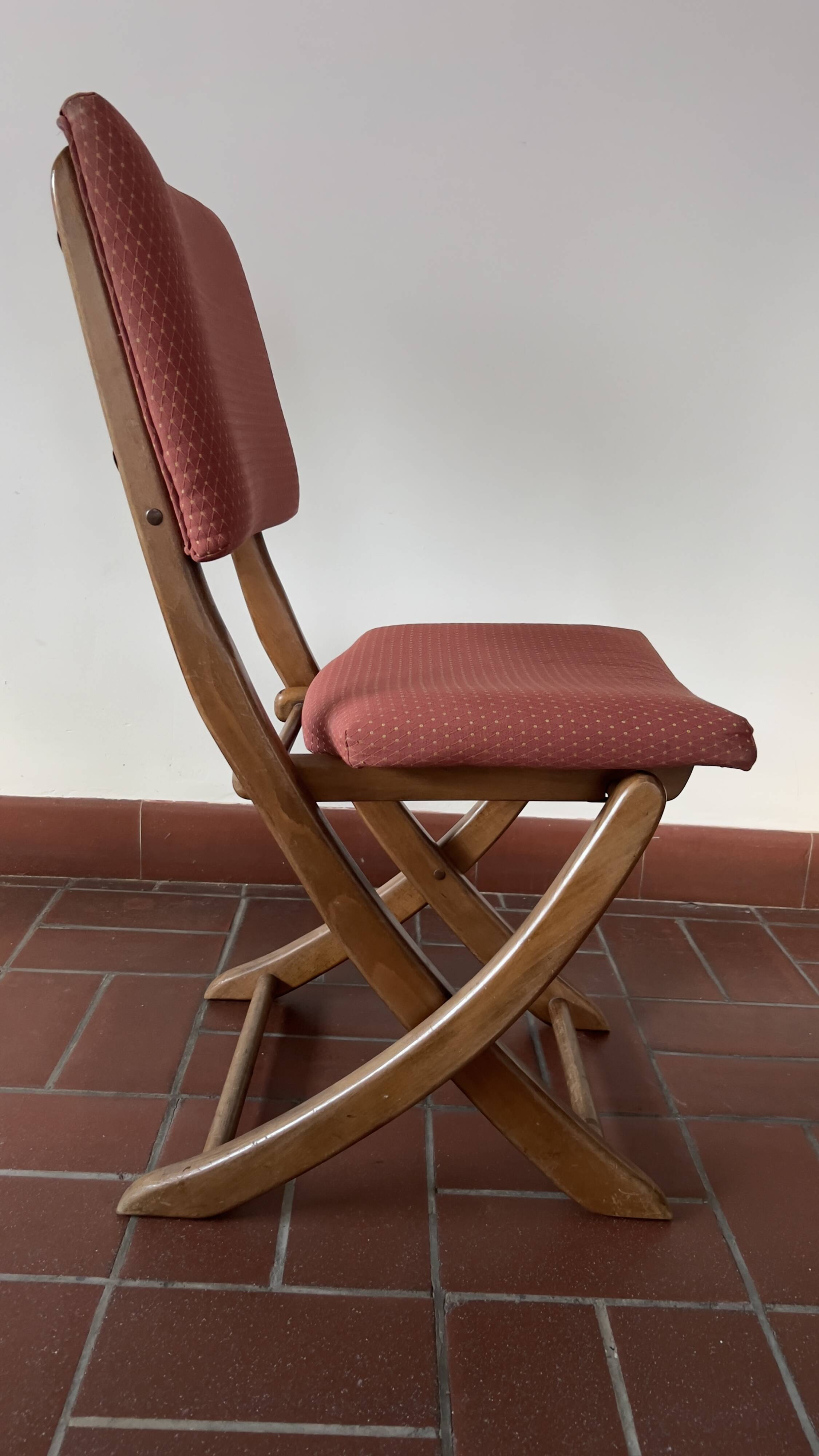 Padded folding chairs