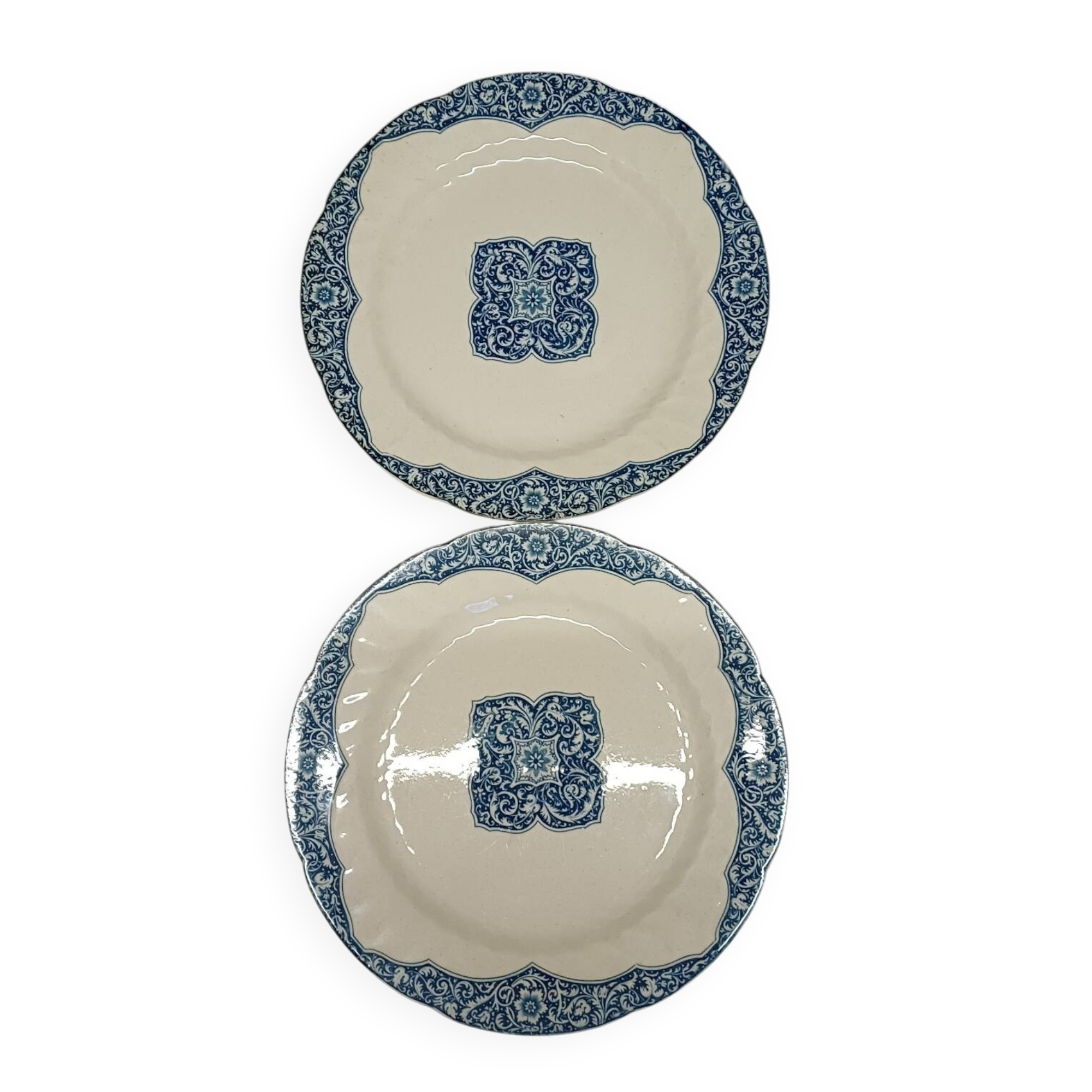 2 Gien Ironstone Flat Plates