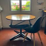 Table (2 heights: low and normal)
