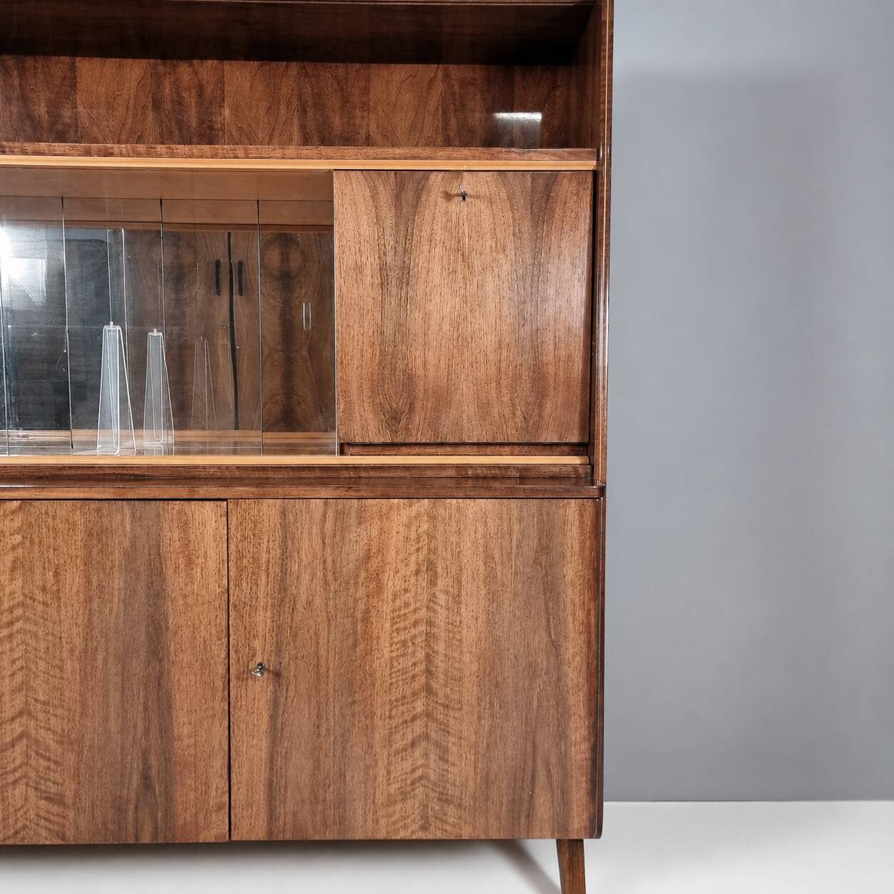 Vintage brown Tatra sideboard, 1970